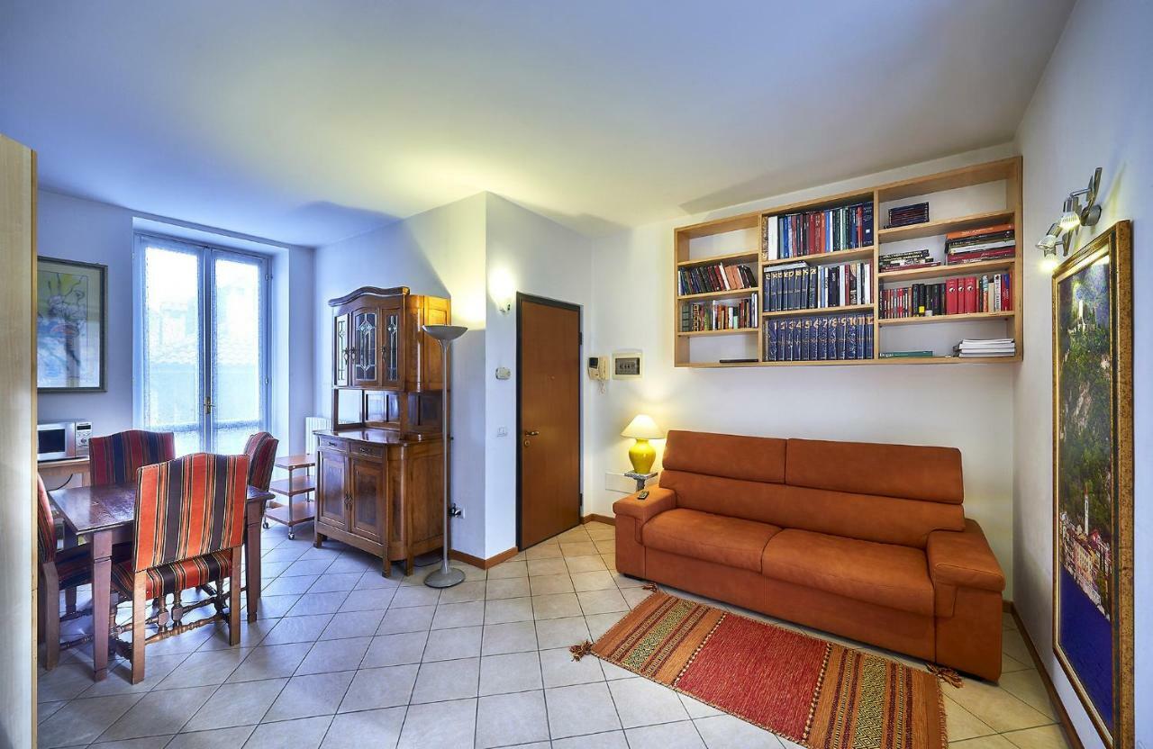 Casa Ferry Lägenhet Varenna Exteriör bild